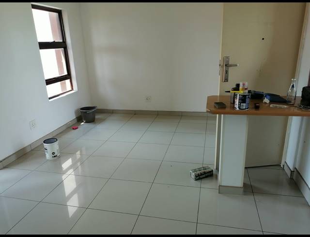 1 bed property to rent in WINCHESTER HILLS